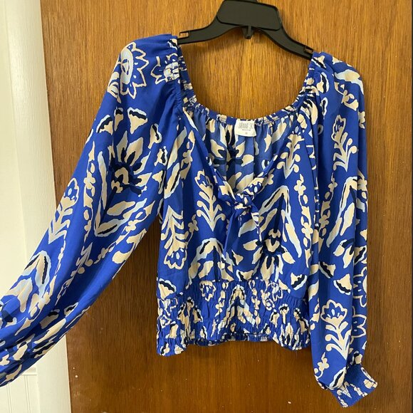 Blouse - Picture 2 of 6